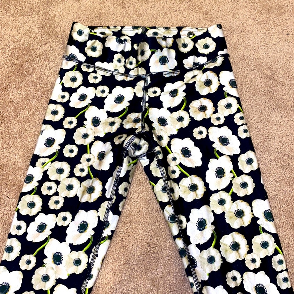 Terez flower yoga pants